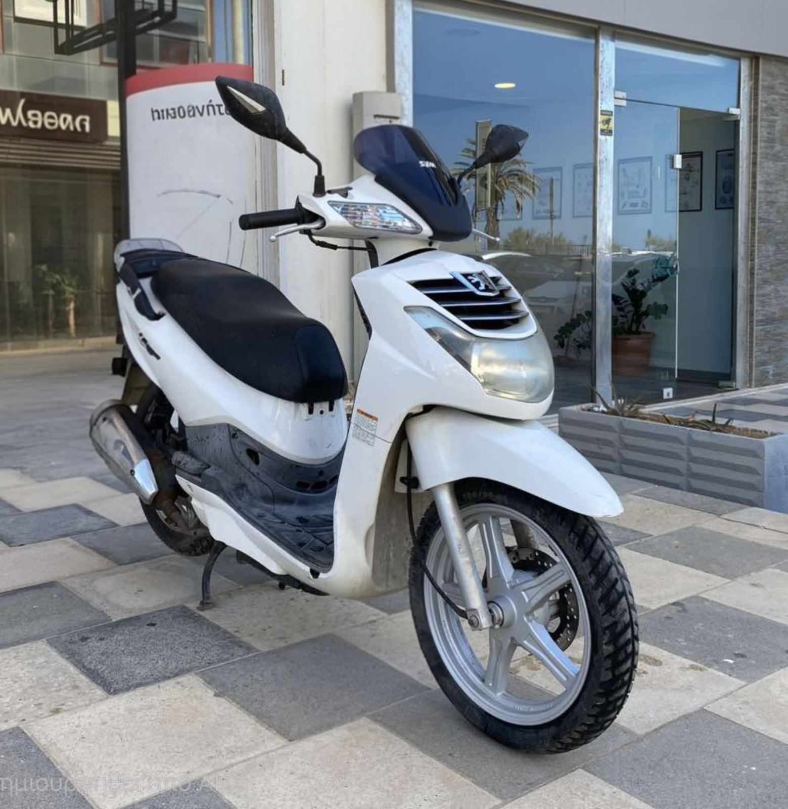 Peugeot LXR200 2011 - 9